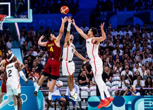 Canad� qued� arriba, Espa�a afuera del torneo