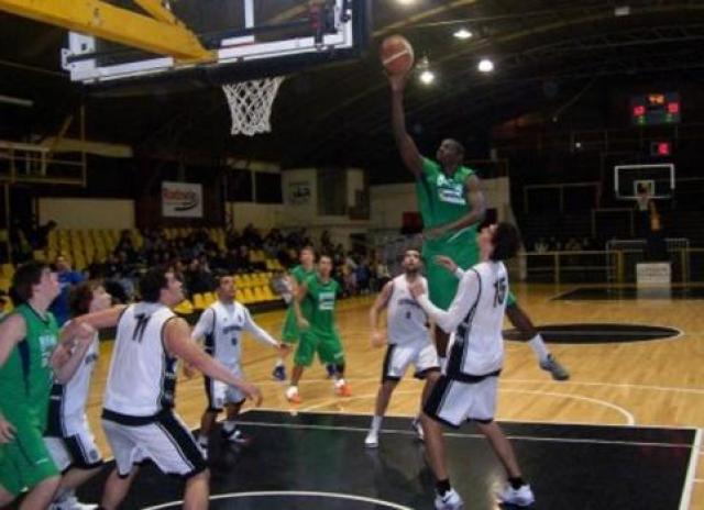 Victoria amistosa para Bah�a Basket