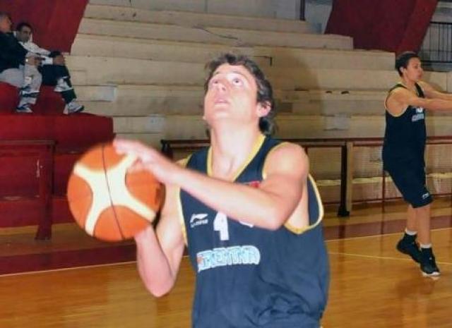 Argentina cay� con Uruguay en la tercera fecha