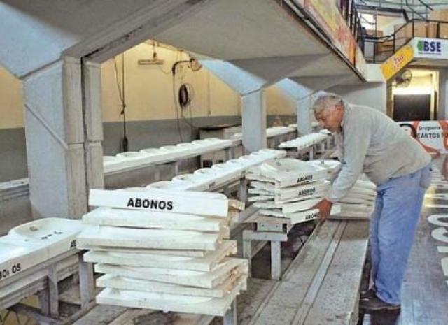 Ol�mpico refacciona el Vicente Rosales