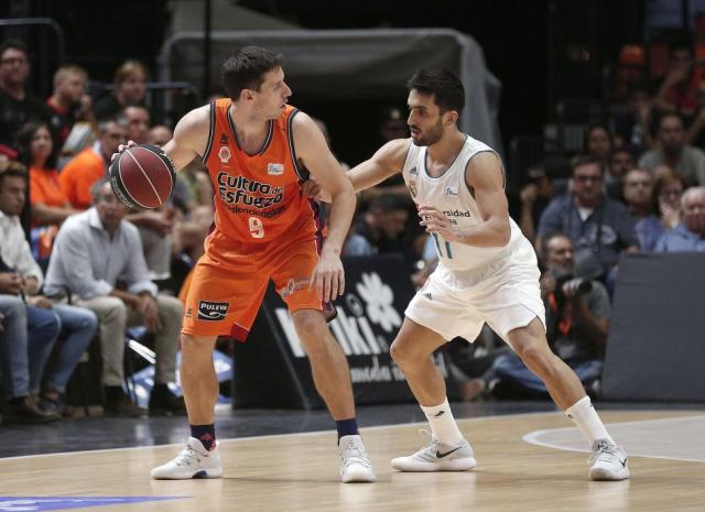 Campazzo decide y Del�a se impone a Van Lacke