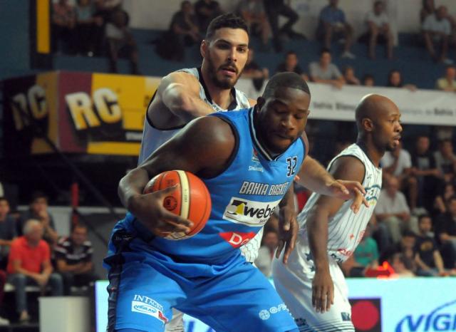 Bah�a Basket regres� a la victoria ante Pe�arol