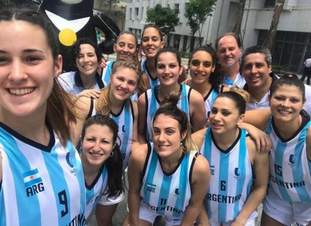 Las chicas ir�n por la ronda Consuelo