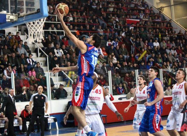 Quimsa qued� a un triunfo de la final de la Liga