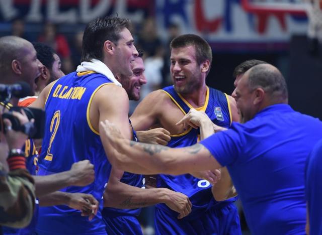 Hebraica gan� y clasific�