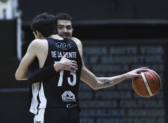 Afin� por momentos