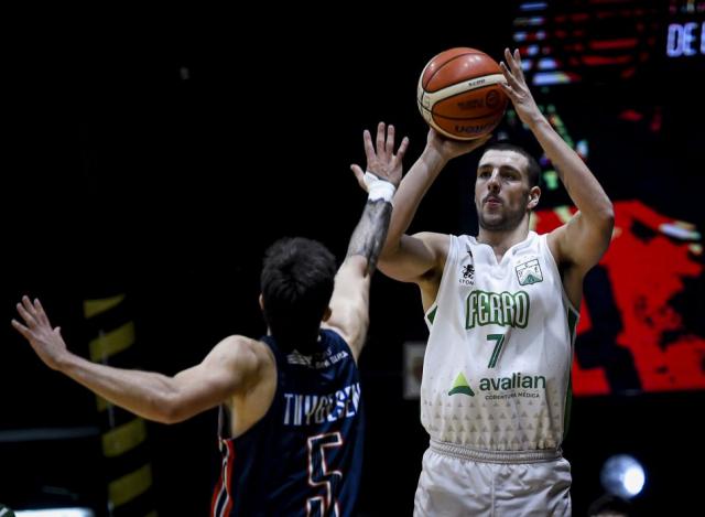 Aceit� la maquinaria