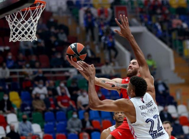 Extra�aron al siete