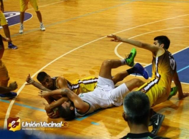 Villa Mitre se qued� con todo