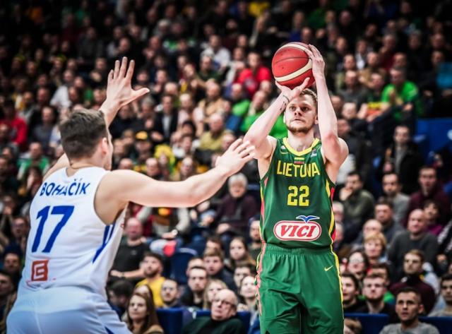 Israel es el �nico l�der del Grupo A