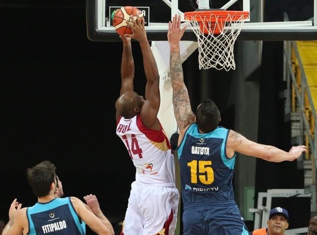 Miguel Ruiz: "Ten�a varias ofertas, pero acept� Argentina porque me ayuda a mejorar"