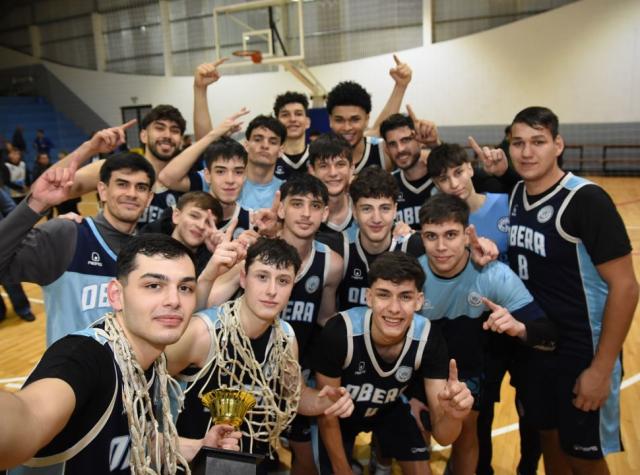 Ober� con campeones provinciales