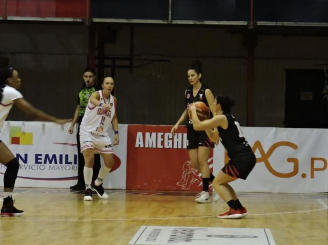 Quimsa gan� con contundencia