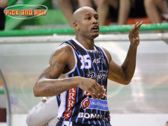 Pe�arol cort� a Giddens