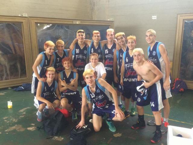 Tucum�n sale del U15 y se mete en el U17