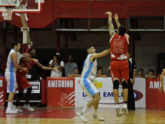 Uni�n baj� al puntero