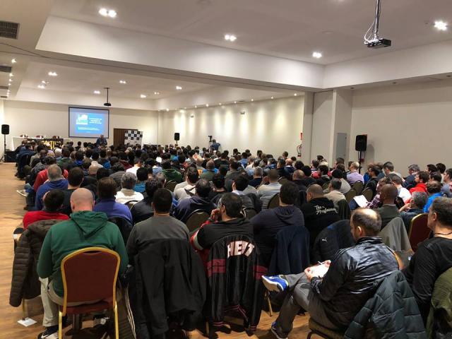 La reconversi�n del entrenador argentino