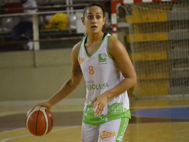 Siguen sum�ndose a la legi�n