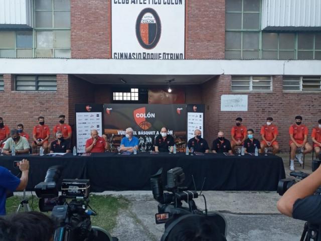 Col�n se present� en escena