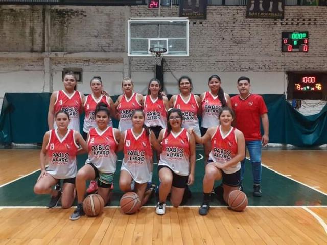 Fabiana Llanos: �Tengo 45 a�os y todav�a quiero seguir jugando en primera�