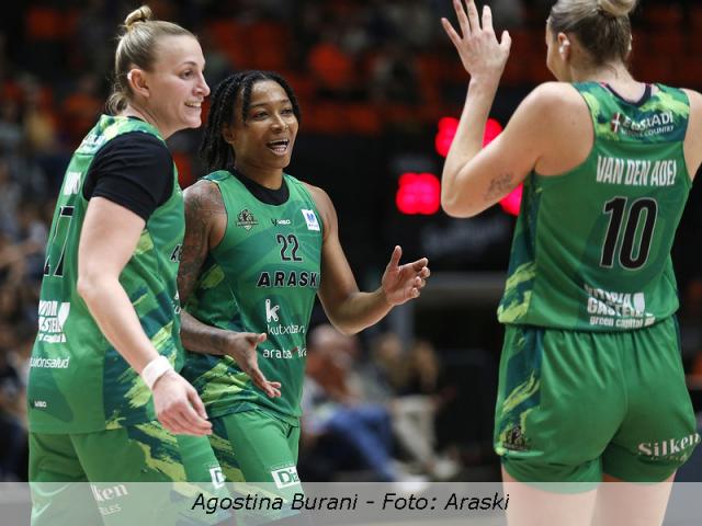 Nuestras chicas y momentos c�lmines en la regi�n