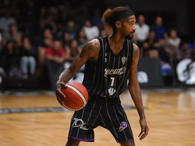 Pico se hizo fuerte, Col�n con otro �xito por la permanencia