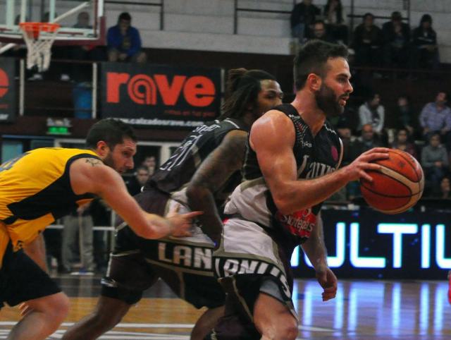 Lan�s solidario