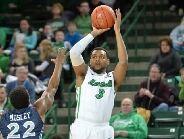 Centro Espa�ol y Parque Sur se refuerzan en la pintura