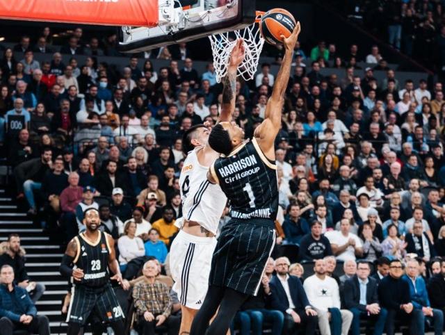 De la pol�mica del Madrid al doblete de los embajadores