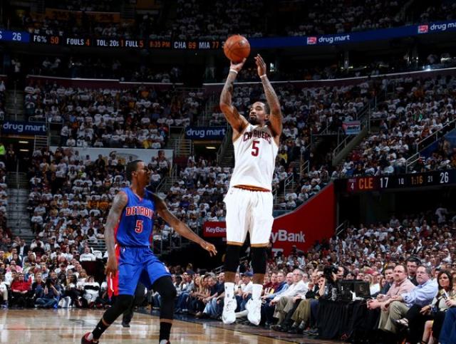 Bombas de aqu�, para all�