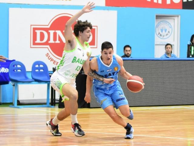 Qued� en la orilla