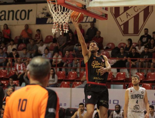 Cuello: �Trabajamos mucho la defensa, pero es algo que todav�a nos est� costando�