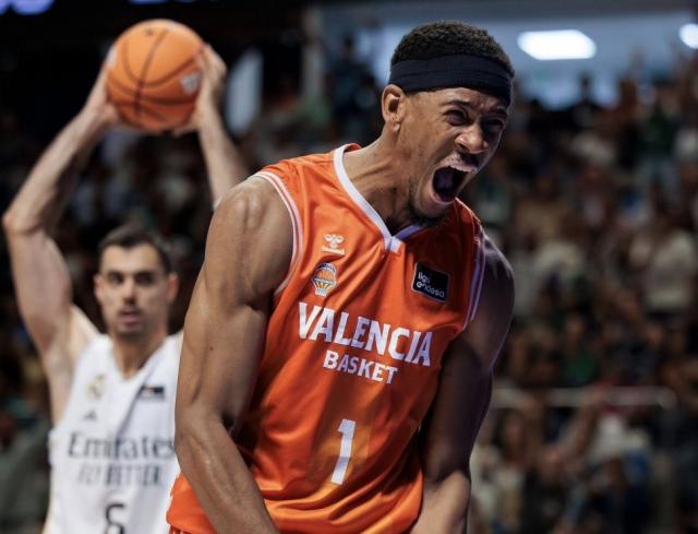 Valencia le quit� el primer t�tulo al Madrid