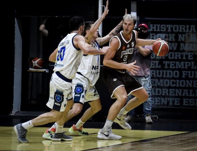 Apret� el acelerador