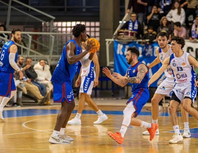 Primera Feb: Debut� Faggiano, Vaulet fue figura y perdi� el l�der