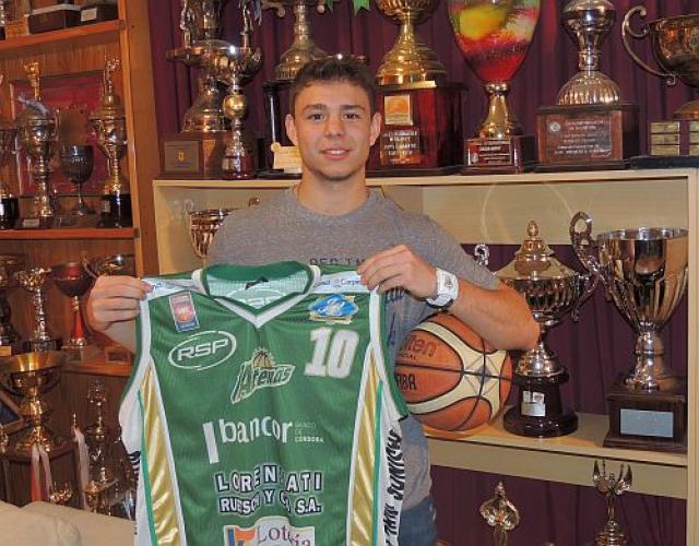 Alvaro Merlo: "Me encantar�a tener muchos minutos y mejorar como jugador"