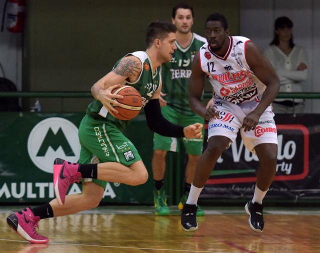 Ferro se qued� con todo