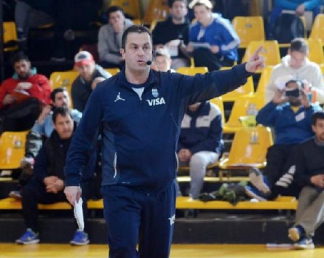 "En la etapa de formaci�n la t�cnica y la t�ctica individual debe estar por encima de todo"