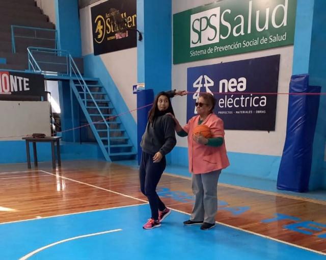 Ober� con capacitaci�n, Copa y Plan Escolar