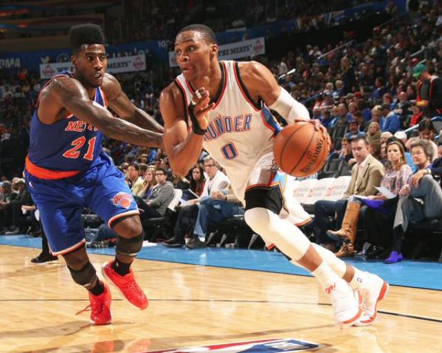Westbrook volvi� y hundi� a�n m�s a los Knicks de Prigioni