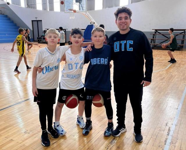 Reconocimiento a los pioneros de Ober�