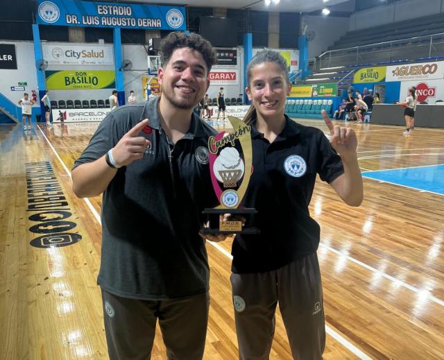 Ober� celebr� en formativas