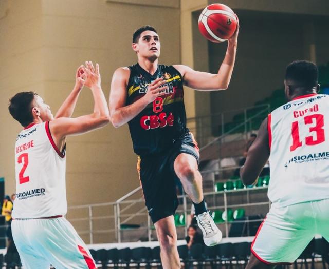 Solanas: "En el tercer partido sali� el plan a la perfecci�n"