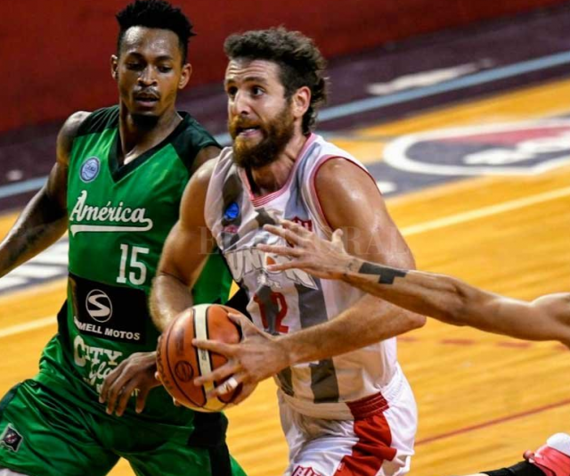 Uranga vuelve a Uni�n