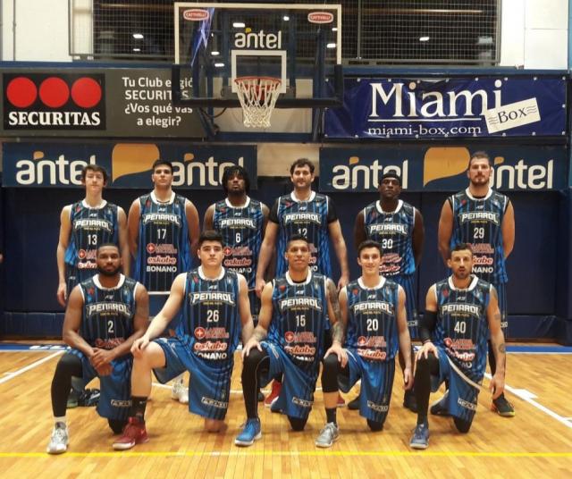 Se presenta Pe�arol