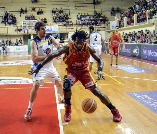 San Mart�n se afirma como local