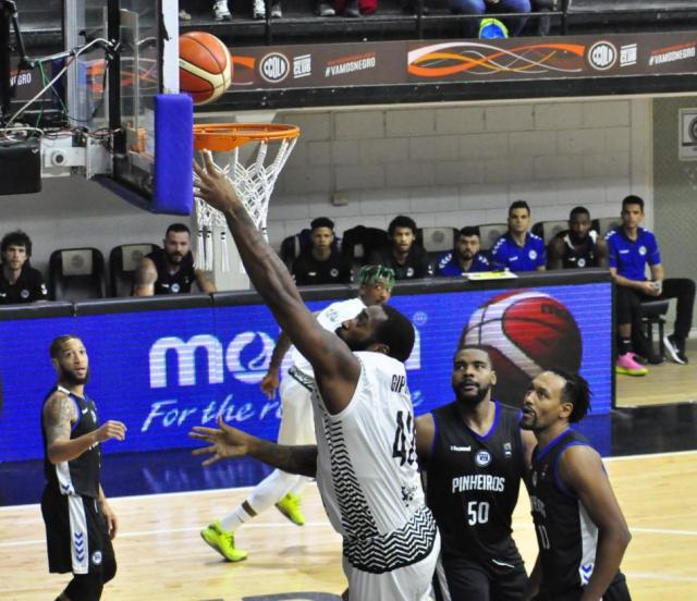 La alegr�a fue solo Bande�a