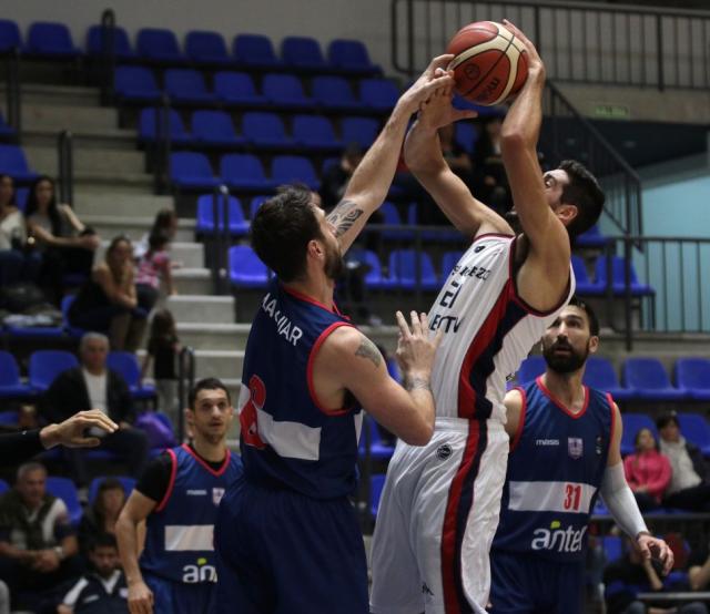 El Cicl�n cerr� su pretemporada con un triunfo internacional