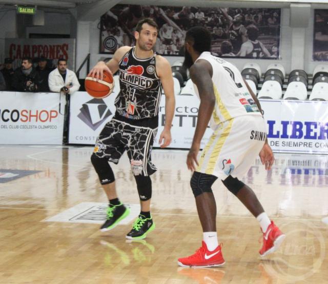 Tres que siguen en Ol�mpico