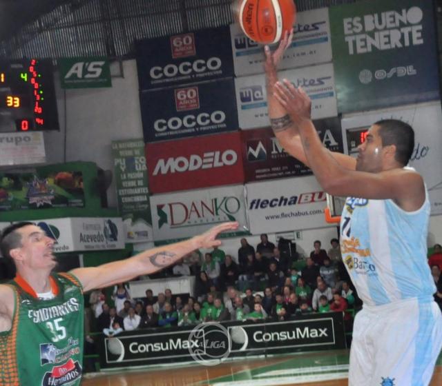 Regatas sac� pecho en Concordia